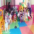 عکس تمرین سرود ای ایران ای مرز پرگوهر توسط بچه های مهد کودک