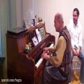عکس اجرای آهنگی ارمنی با پیانو از آرتوش