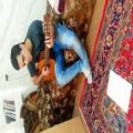 عکس حمید عسکری تقاص ,با گیتار