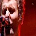 عکس اجرای زنده اهنگ time is running out از Muse