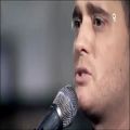 عکس اجرای زنده آهنگ فوق العاده زیبای Michael Buble - Hold On
