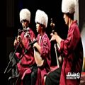عکس دوتار و آواز باستانی ترکمنی با ساز و آواز ایمان عطا، هنرمند خردسال گنبد کاووسی