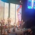عکس اجرای اهنگ امشب سب مهتابه در کنسرت مهران مدیری