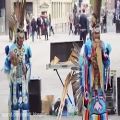 عکس اجرای موسیقی سرخپوستی توسط نوازندگان خیابانی (TATANKA Street musicians)
