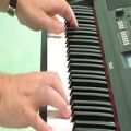 عکس کیبورد پیانویی یاماها NP-V80