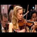 عکس Simone Lamsma: Shostakovich Violin Concerto No.1 4th Movement (Burlesque)