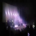 عکس اجرای اهنگ بگو آره با صدای رضاگلزار در کنسرت اردبیل