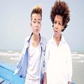 عکس موزیک ویدیو زیبا از دو پسر نوجوان خواننده