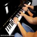 عکس پیانو نوازی دو نفره آهنگ اسب سیاه با چهار دست (Piano Dark Horse) آموزش پیانو