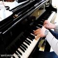 عکس پیانو نوازی آهنگ یک صبح اثر لودویکو اناودی (Piano Una Mattina -Ludovico Einaudi)
