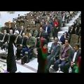 عکس اهنگ زیبای سرزمین من توسط دانش اموزان افغان در ایران Afghan Stud Sing In Iran