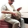 عکس اجرای حرکت ریز هلکوپتری با تنبک توسط استاد اسلامی فرد
