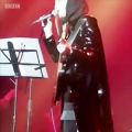 عکس برای اولین بار در ایران خوانندگی یک زن در کنسرت