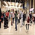 عکس اجرای موسیقی زنده در فرودگاه مهرآباد و همراهی مسافران