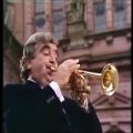 عکس ترومپت از موریس اندره - Haydn trumpet concerto allegro