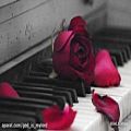 عکس گیتار زیبای اسپانیایی به نام Red roses از Armik