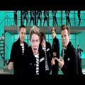 عکس Kiss You