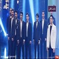 عکس اجرای آهنگ والا پیامدار محمد توسط وحید آقاجری در برنامه اعلام نتایج عصر جدید
