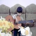 عکس گیتار زدن مانی 5 ساله