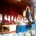 عکس اجرای موسیقی توسط نوآموزان پیش دبستانی دبستان دانشمند کوچک در جشن پایان سال تحصی
