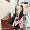 عکس شکار آهو نوازندگی پیانو توسط مانا منصوری