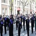عکس اجرای آهنگ ای ایران توسط پلیس آلمان در خیابان
