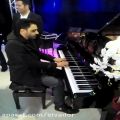 عکس پیانو نوازی بهنام ناجیbehnam elvador گل سنگم در برج ارمیتاژ مشهد