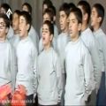 عکس سرود نوستالژیک ۳۰ سال قبل بچه های آباده در حضور آیت الله خامنه ای