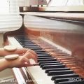عکس آموزش پیانو - ثابت نگه داشتن مچ دست