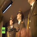 عکس اجرای آهنگ cheri Cheri Lady توسط گروه کر ارتش روسیه