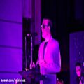 عکس کنسرت علیرضا قربانی در ساری، اجرای قطعه زیبای «ارغوان»