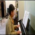 عکس اجرای زیبای پیانو - آهنگ اشکها و لبخند ها