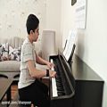 عکس گل سنگ نوازندگی پیانو توسط سینا اسکندری