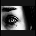 عکس اشک آبروی عشق روی صورتم .. اشک یعنی کاش عاشقت نمیشدم