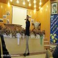 عکس جواد معینی خواننده انقلابی در یادواره شهدای گمنام دانشگاه آزاد نایین 1