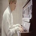 عکس پیانو زدن شوگا
