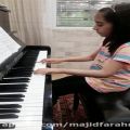 عکس نوازندگی پیانو ملودی صالح نژاد « ویدیو شماره ۷۶ »