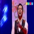 عکس اجرای زنده آهنگ دوتایی توسط حسین توکلی در برنامه نسیم آوا