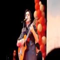 عکس کلیپی کنسرت زیبای محسن یگانه در محمودآباد
