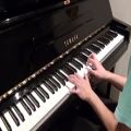 عکس نوازندگی پیانو Coldplay paradise