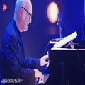 عکس اجرای زنده ی قطعه ی بی نظیر قطره از لودویکو اناودی