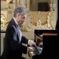 عکس پیانو از دانیل بارنبویم-Mozart Piano Sonata No.1 K279