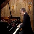 عکس پیانو از دانیل بارنبویم-Mozart Piano Sonata No.5 K283