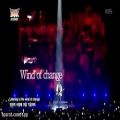 عکس اجرای اهنگ Wind of change از چانیول