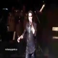 عکس صحنه جالبی از محسن یگانه و اجرای ترانه سکوت در دالاس آمریکا