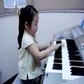عکس پیانو زیبا دختربچه کوچولو/The best pianist is the world