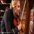 عکس اجرای قطعه کارناوال ونیز از پاگانینی با ویولن، نوازنده: دیوید گرت