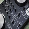 عکس Native Instruments Traktor S2 MK2