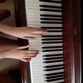 عکس اهنگ شاپرک و حلزون با پیانو
