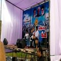 عکس نواختن موسیقی با ساز کوزه در جشنواره مهر وطن افوس